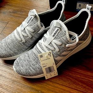 NWT Adidas Cloudfoam Grey Sneakers Size 8
